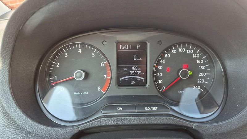 Gebraucht VW Polo Match 90 PS (66 kW) 2012 Braun Kleinwagen