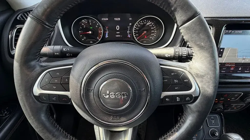 Usata Jeep Compass Limited 140 CV (102 kW) 2017 Bianco SUV