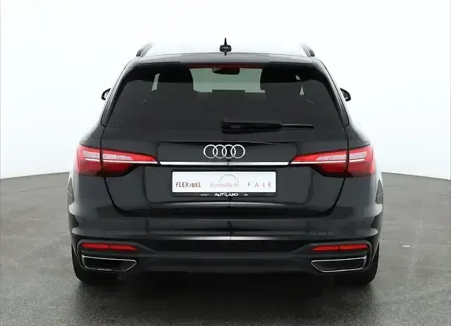 Gebraucht Audi A4 Ambiente 163 PS (119 kW) 2021 Schwarz Kombi