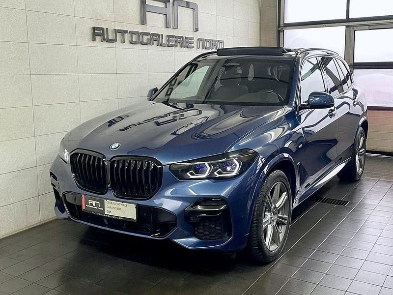 Gebraucht BMW X5 M Sport 286 PS (210 kW) 2022 Phytonicblau metallic SUV