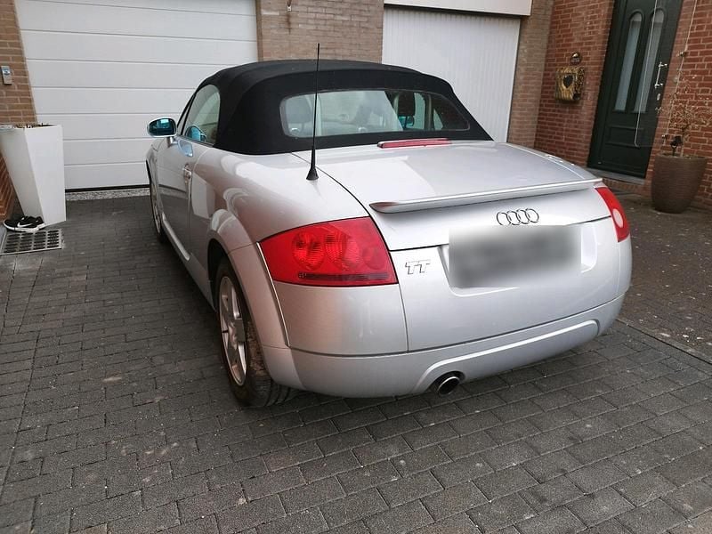 Gebraucht Audi TT Roadster 180 PS (132 kW) 2000 Silber Cabrio