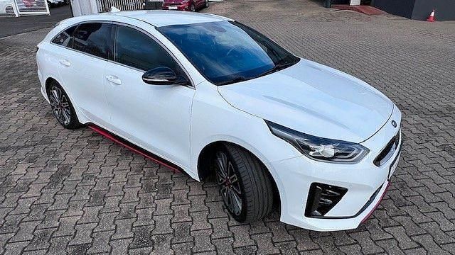 Gebraucht Kia ProCeed GT 204 PS (150 kW) 2019 Weiß Kombi
