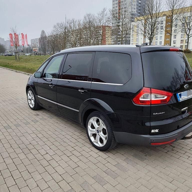 Gebraucht Ford Galaxy Titanium 203 PS (149 kW) 2010 Schwarz Van / Kleinbus