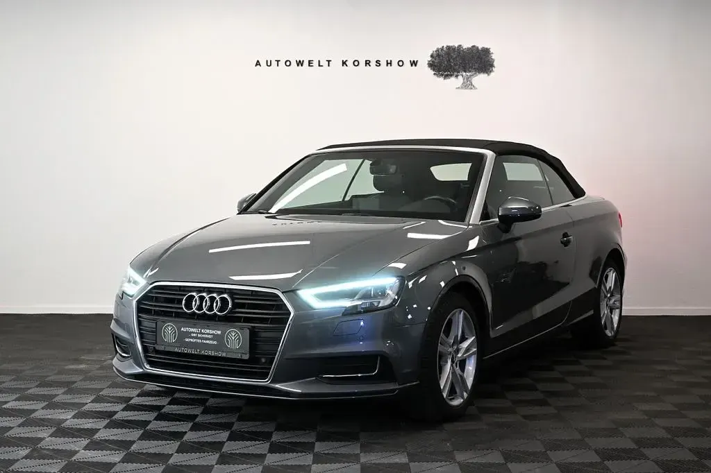 Używany Audi A3 Cabriolet Design 150 KM (110 kW) 2019 Szary Kabriolet