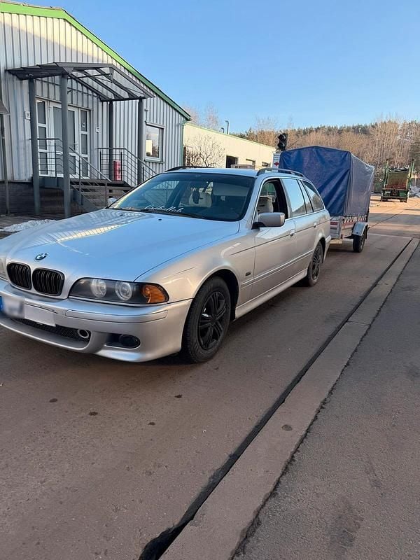 Gebraucht BMW 525 163 PS (119 kW) 2003 Silber Kombi