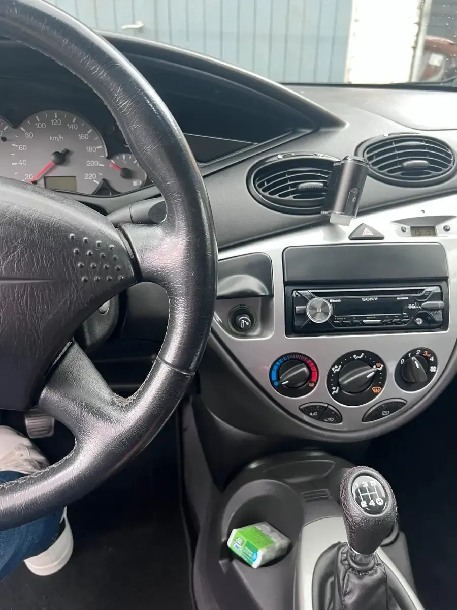 Usata Ford Focus 116 CV (85 kW) 2002 Nero Berlina