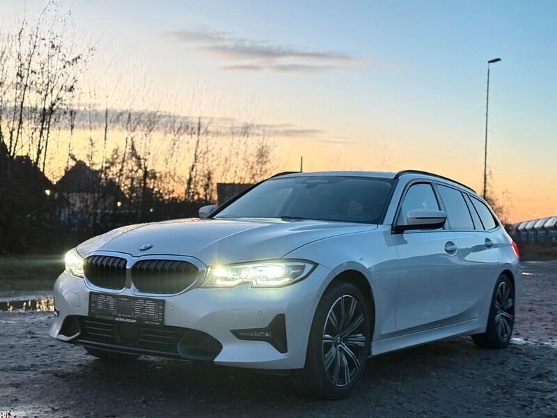 Mineralweiss metallic Gebraucht 2019 BMW 320 Sport Line Kombi | 19.000 € (Etwas zu teuer) - Bild 1/4