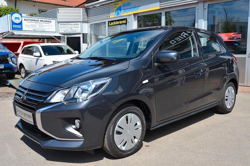 Grau Gebraucht 2024 Mitsubishi Space Star Select Kleinwagen | 13.390 € (Fairer Preis) - Bild 1/4