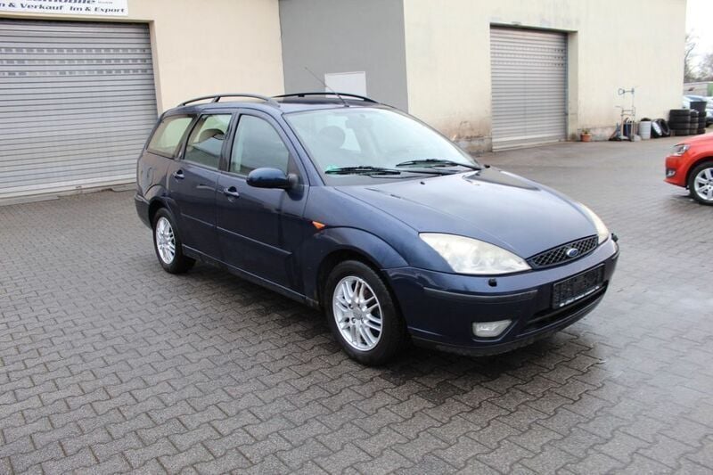 Blau Gebraucht 2002 Ford Focus Ghia Kombi | 390 € (Superpreis) - Bild 1/4