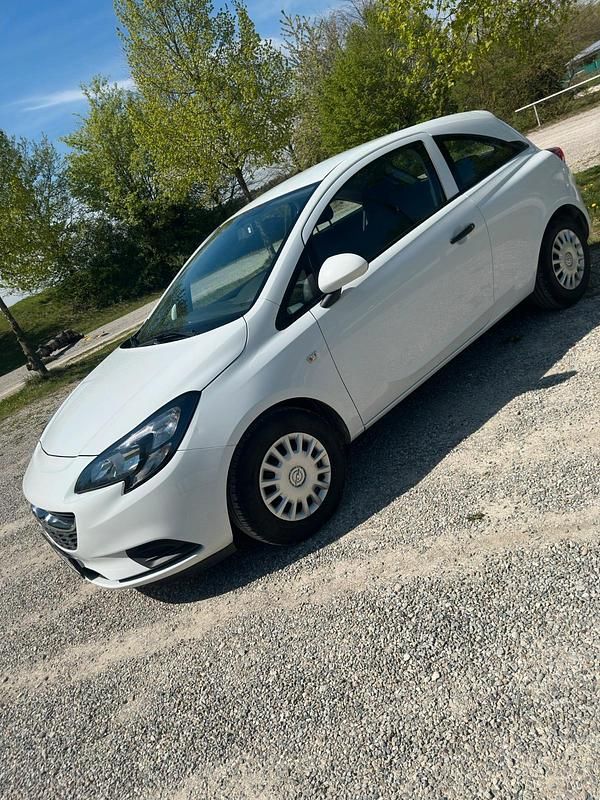 Weiß Gebraucht 2016 Opel Corsa Kleinwagen | 4.800 € (Guter Preis) - Bild 1/4