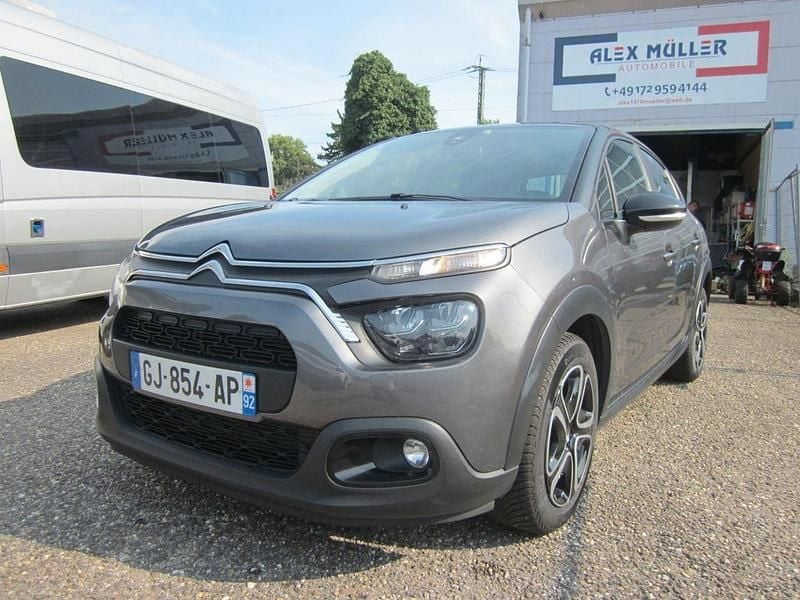 Grau Gebraucht 2022 Citroën C3 Feel Kleinwagen | 9.300 € (Guter Preis) - Bild 1/4