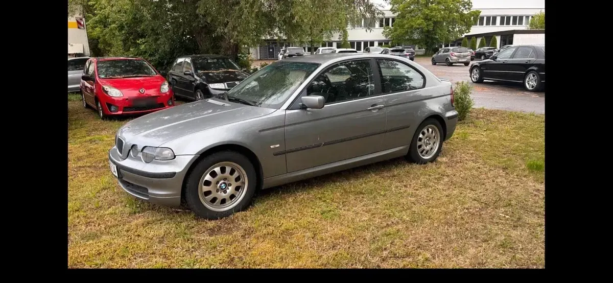 Gebraucht BMW 320 150 PS (110 kW) 2003 Silber Limousine