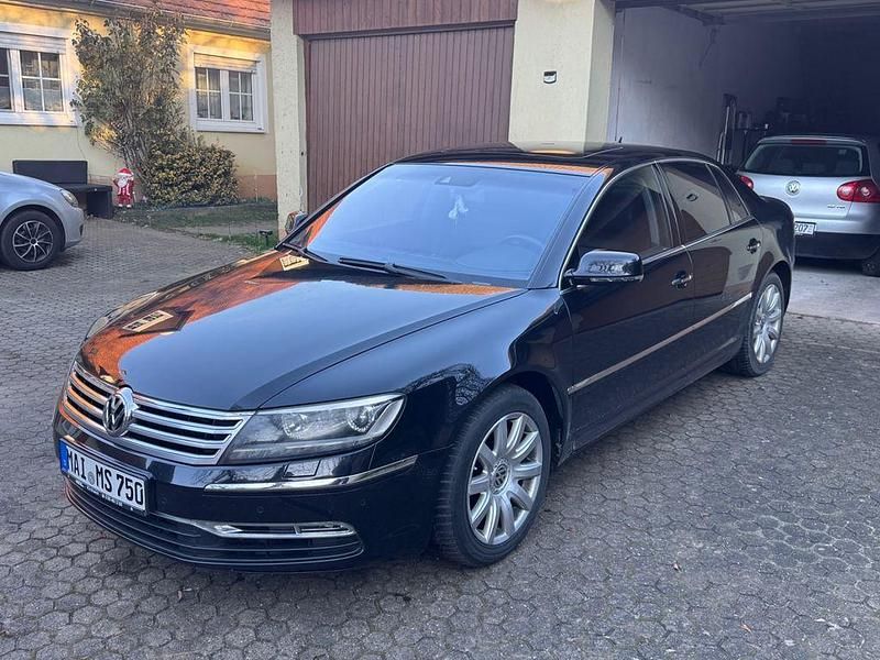 Schwarz Gebraucht 2012 VW Phaeton Limousine | 13.800 € (Teuer) - Bild 1/4
