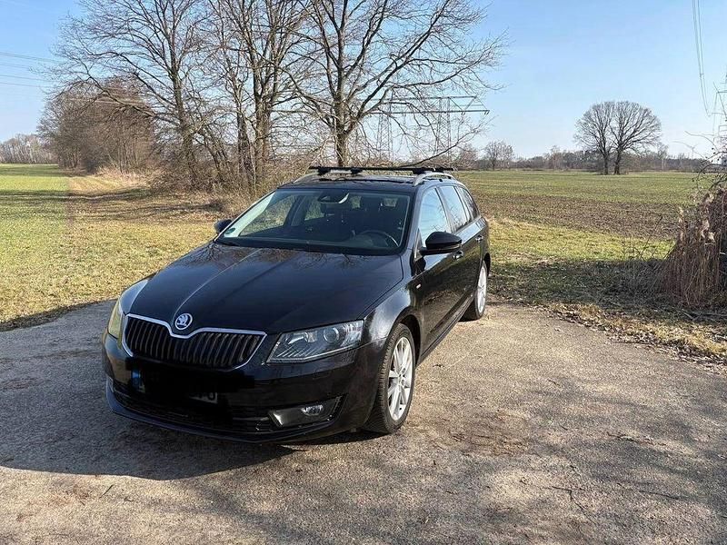 Gebraucht Skoda Octavia Joy 150 PS (110 kW) 2016 Schwarz Kleinwagen