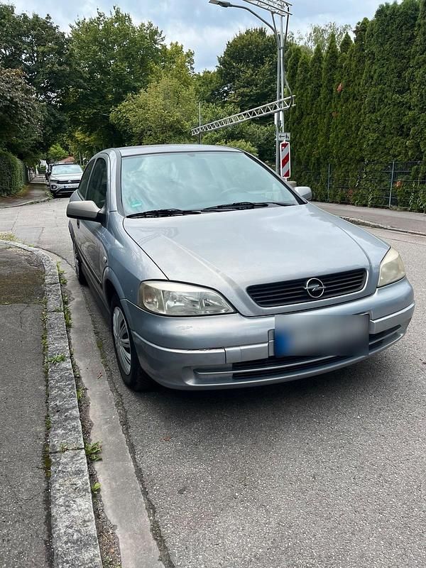 Gebraucht Opel Astra 75 PS (55 kW) 2000 Silber Kleinwagen