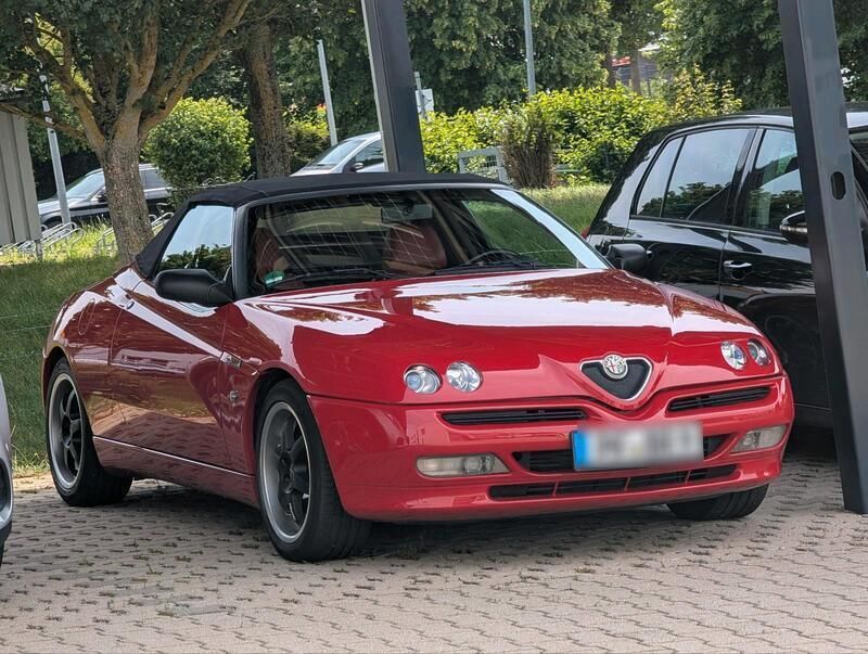 Rot Gebraucht 2000 Alfa Romeo Spider Cabrio | 10.600 € (Teuer) - Bild 1/4