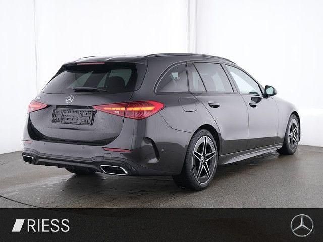 Metalliclack graphitgrau Gebraucht 2025 Mercedes C180 AMG Kombi | 38.800 € (Fairer Preis) - Bild 1/4