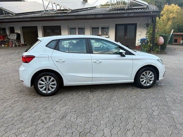 Weiß Gebraucht 2018 Seat Ibiza Style Kleinwagen | 12.000 € (Fairer Preis) - Bild 1/4