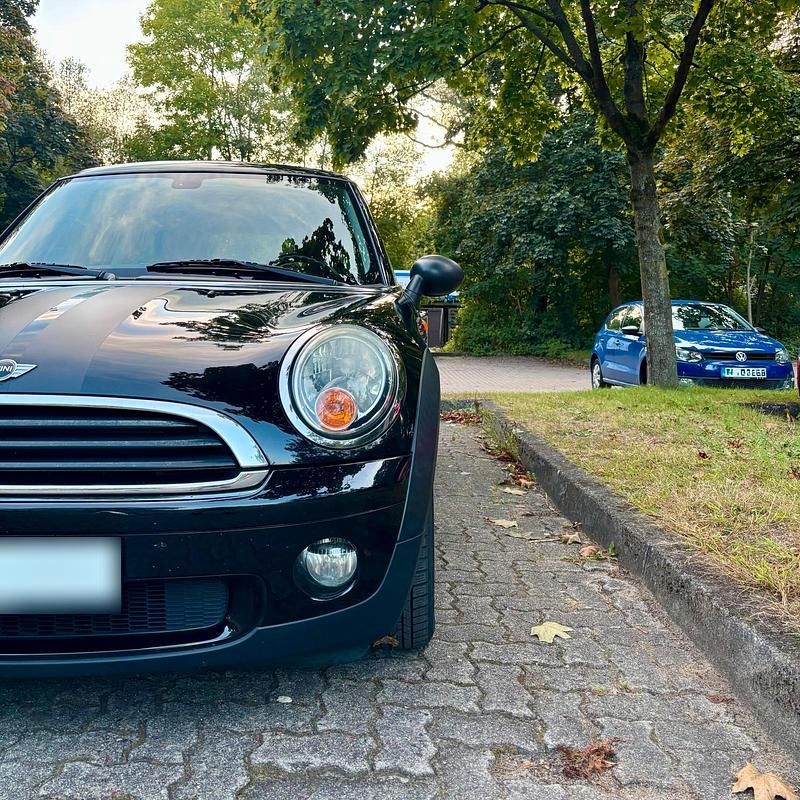 Second-hand Mini ONE 95 CP (69 kW) 2009 Negru Hatchback