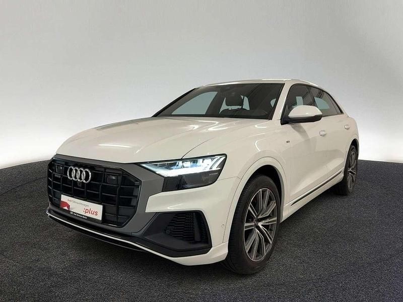Gebraucht Audi Q8 Ambiente 340 PS (250 kW) 2022 Carraraweiß SUV