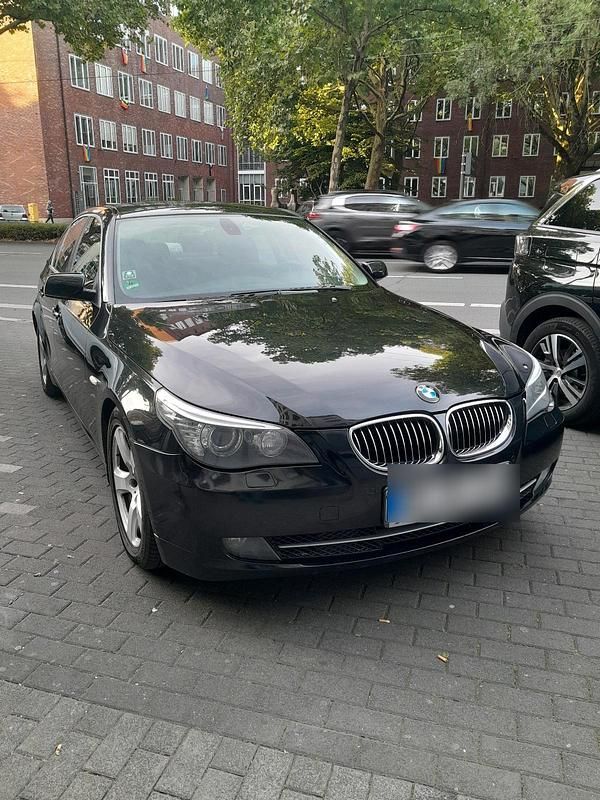 Gebraucht BMW 530 235 PS (172 kW) 2009 Schwarz Limousine
