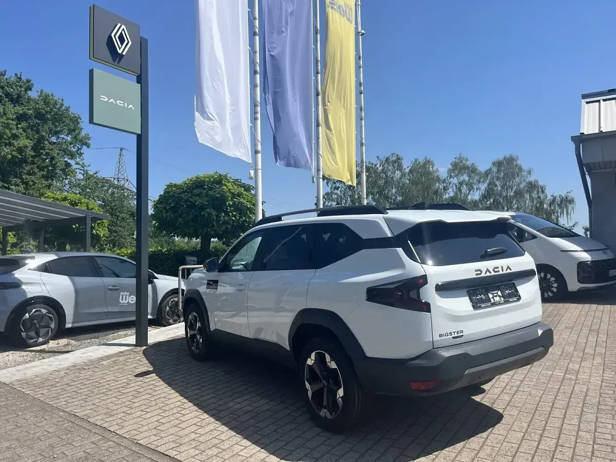 Neu Dacia Bigster Extreme 156 PS (114 kW) 2026 Arktis weiß SUV