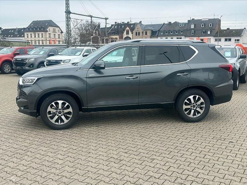 Neu KGM Rexton 203 PS (149 kW) 2025 Grau SUV