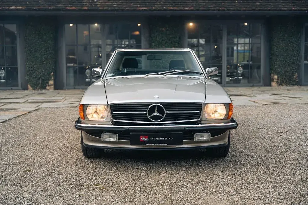 Gebraucht Mercedes 560 231 PS (169 kW) 1989 Silber Cabrio