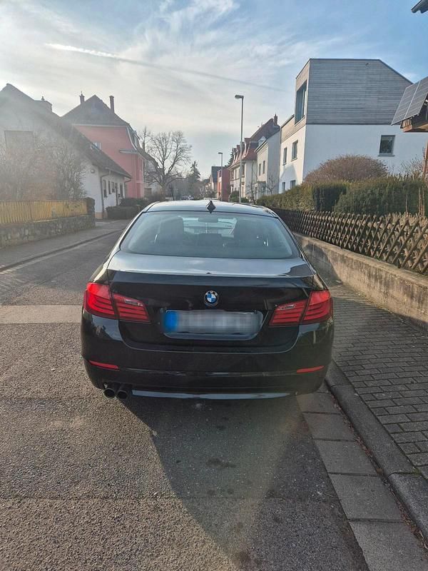 Gebraucht BMW 525 205 PS (150 kW) 2010 Schwarz Limousine