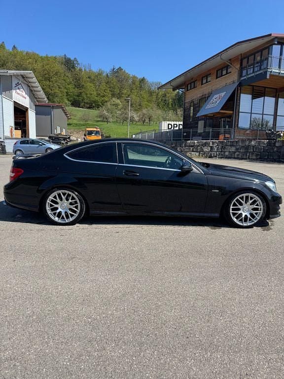Gebraucht Mercedes C350 306 PS (225 kW) 2012 Schwarz Coupé