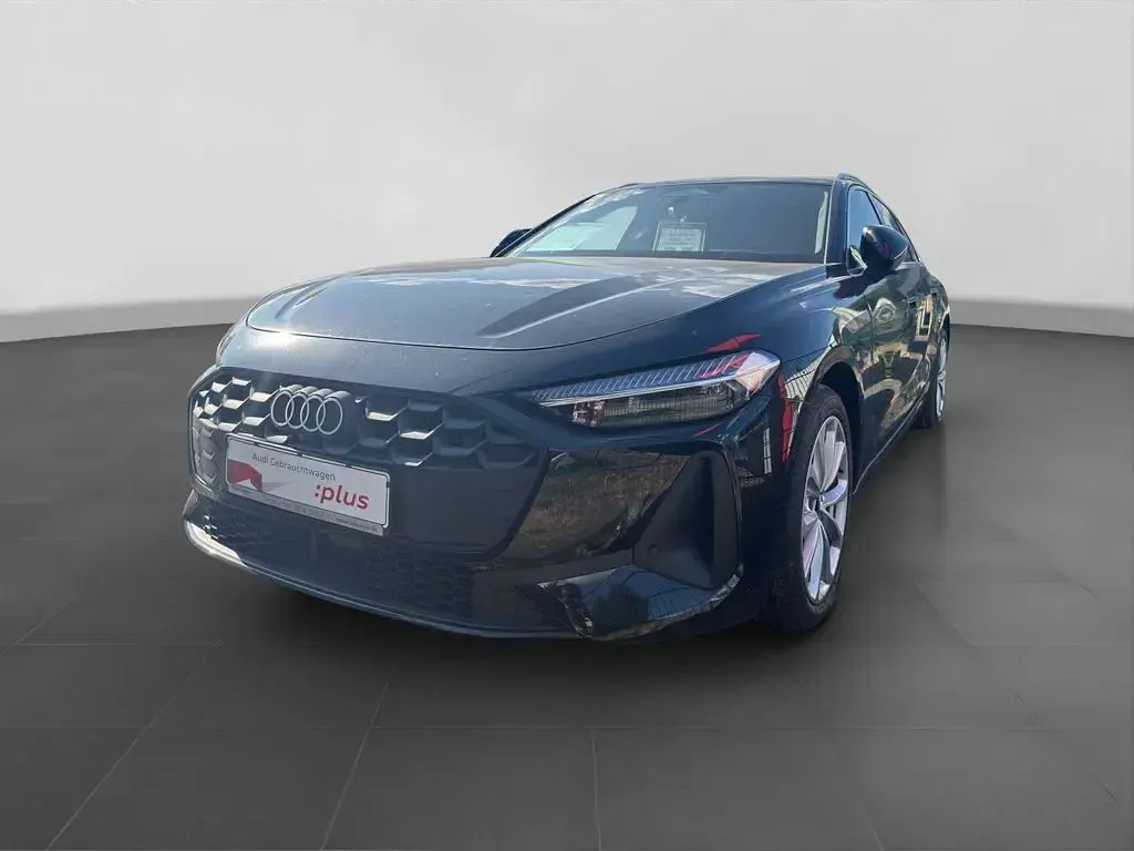 Gebraucht Audi A5 Sport 204 PS (150 kW) 2025 Schwarz Kombi