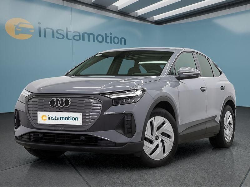 Grau Gebraucht 2023 Audi Q4 e-tron SUV | 26.799 € (Guter Preis) - Bild 1/4