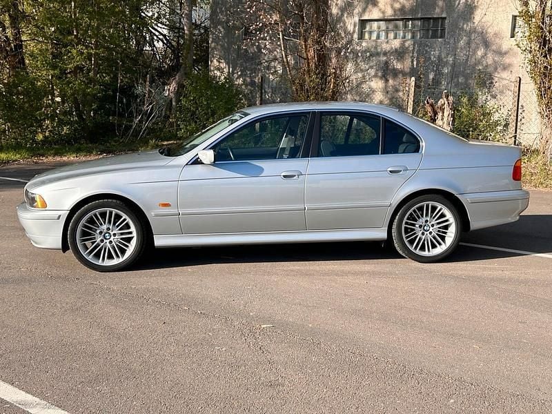 Usata BMW 520 170 CV (125 kW) 2001 Argento Berlina