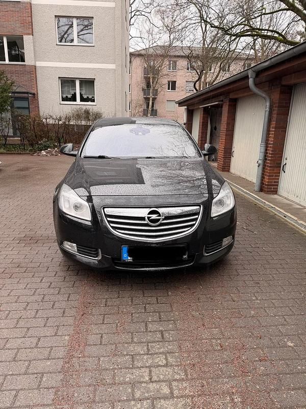 Gebraucht Opel Insignia OPC 220 PS (161 kW) 2011 Schwarz Limousine