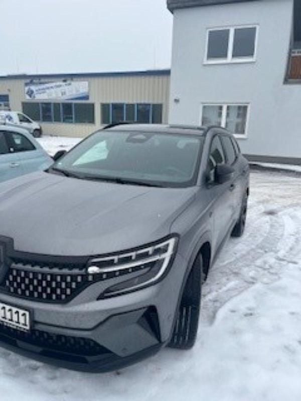 Grau Gebraucht 2024 Renault Espace Limousine | 29.950 € - Bild 1/4