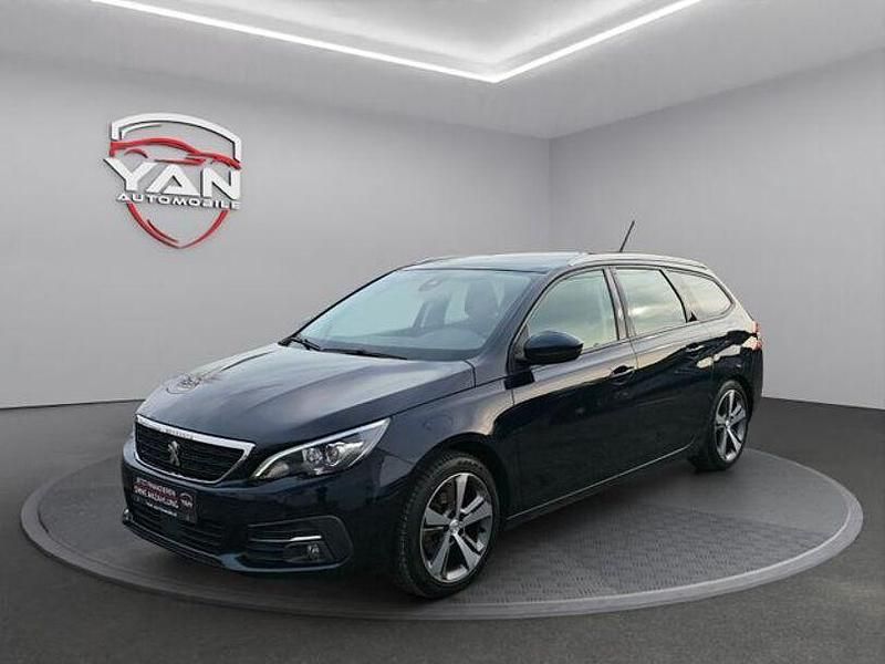 Andere Gebraucht 2018 Peugeot 308 Limousine | 12.900 € (Etwas zu teuer) - Bild 1/4