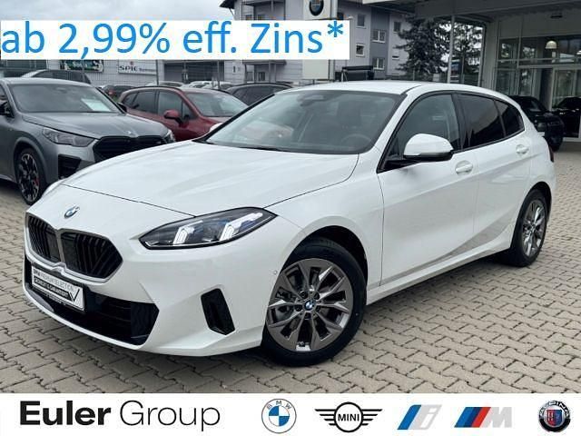 Weiss Gebraucht 2024 BMW 118 Kleinwagen | 29.490 € (Fairer Preis) - Bild 1/4