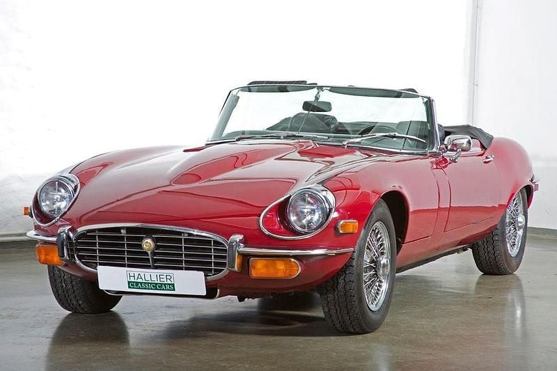 Rot Gebraucht 1974 Jaguar E-Type S Cabrio | 67.500 € - Bild 1/4
