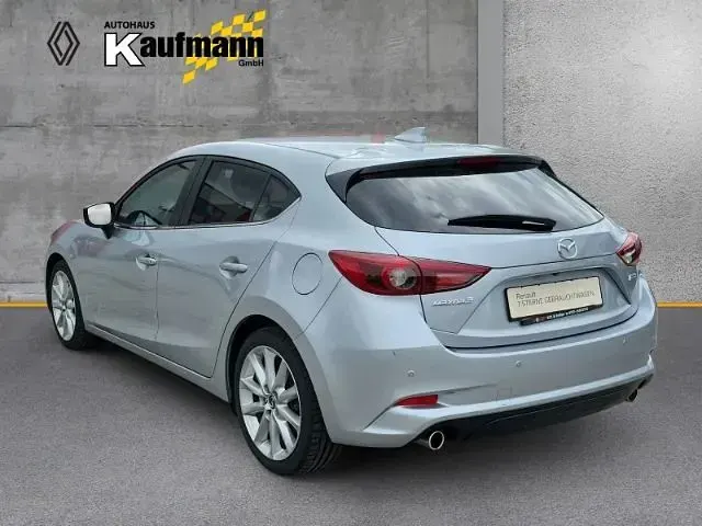 Gebraucht Mazda 3 Sports-Line 150 PS (110 kW) 2017 Diamantsilber metallic Limousine