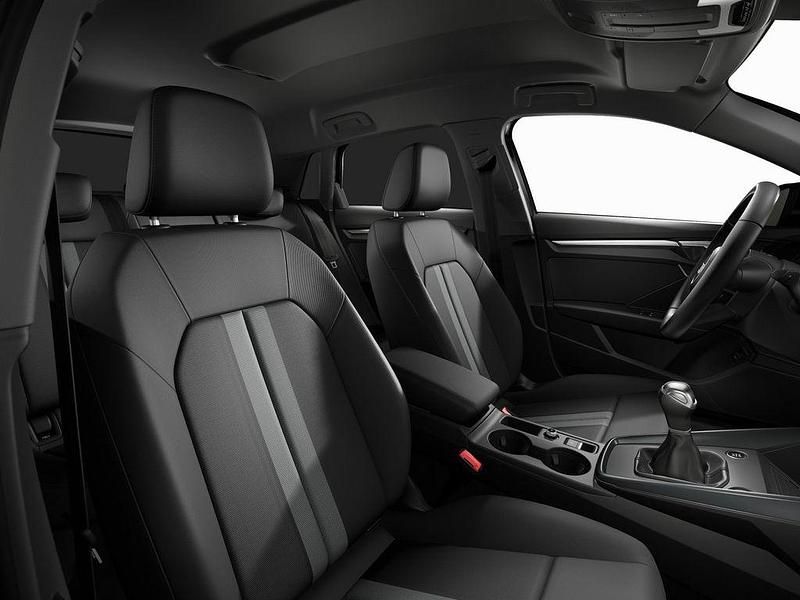 Gebraucht Audi A3 Advanced 150 PS (110 kW) 2025 Schwarz Limousine