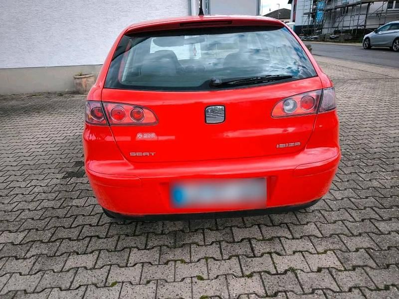Second-hand Seat Ibiza 60 CP (44 kW) 2004 Roșu Hatchback