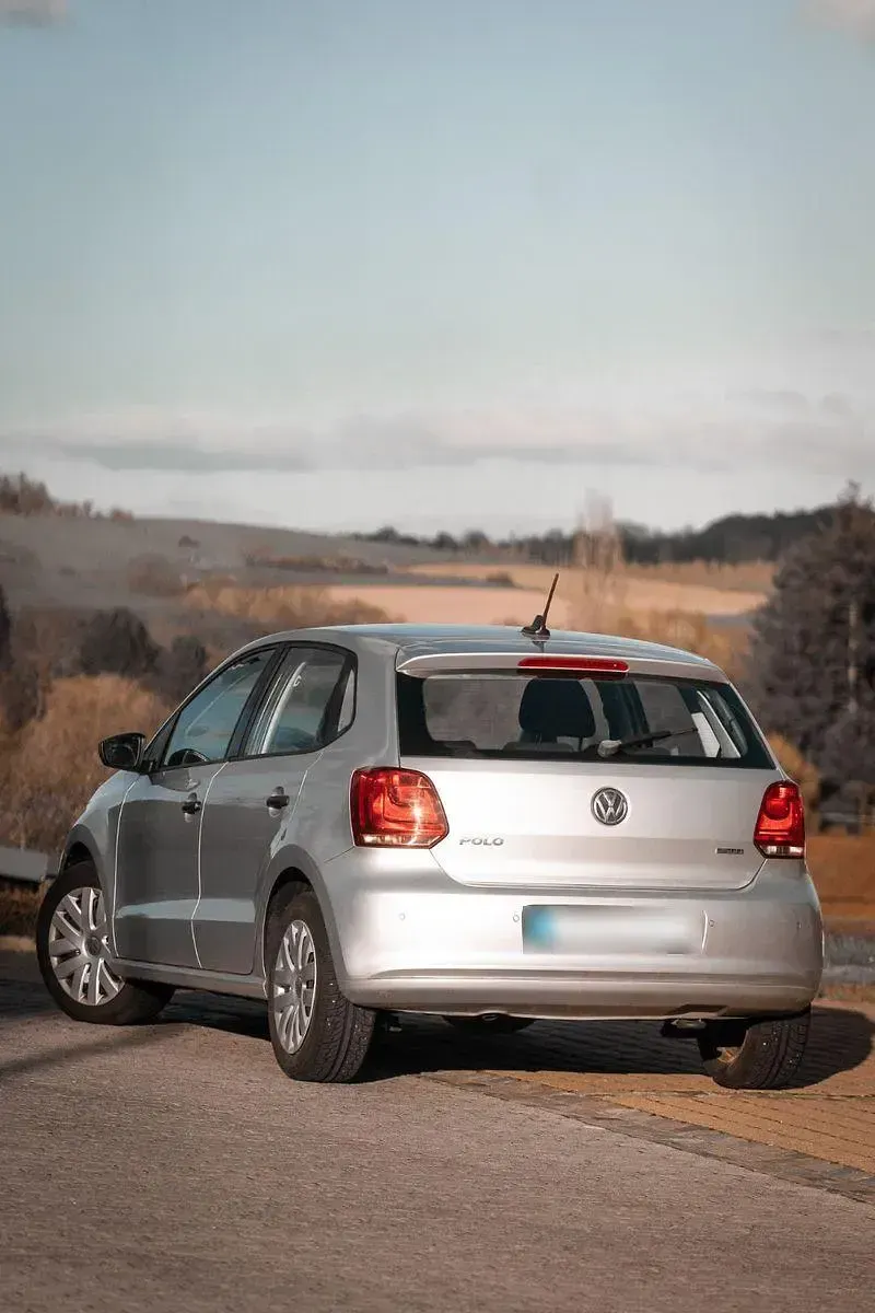 Gebraucht VW Polo Trendline 69 PS (50 kW) 2012 Silber Kleinwagen