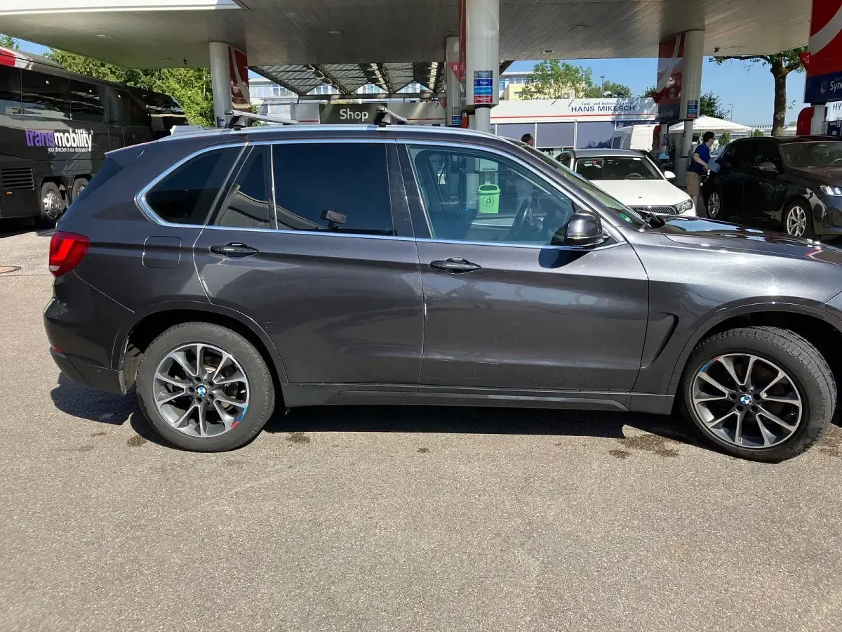 Gebraucht BMW X5 258 PS (189 kW) 2014 Grau SUV