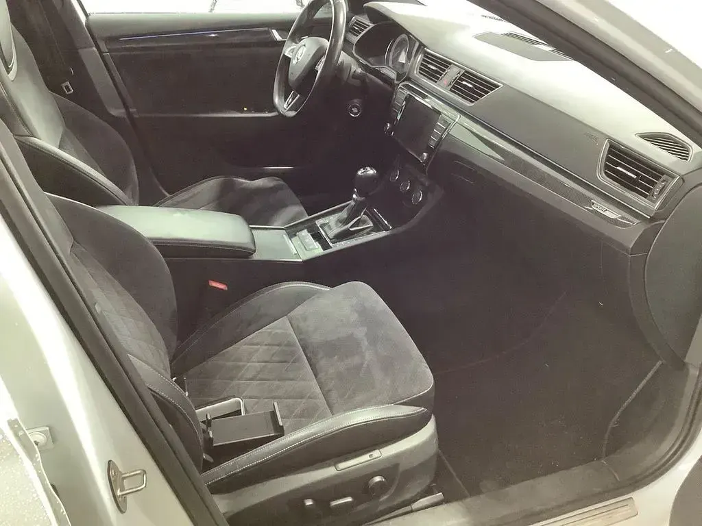 Gebraucht Skoda Superb SportLine 280 PS (205 kW) 2017 Weiß Kombi