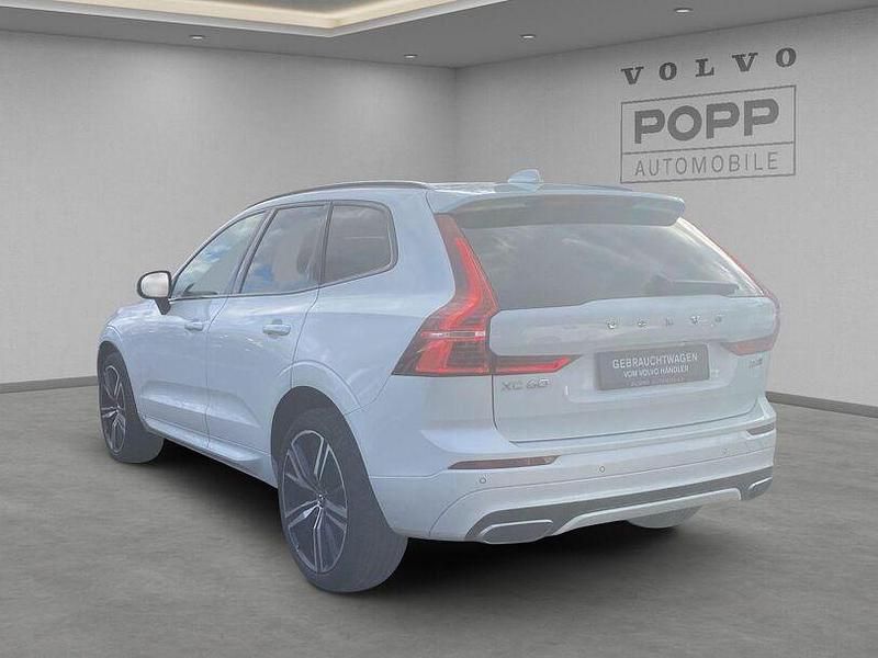 Gebraucht Volvo XC60 R-Design 197 PS (144 kW) 2020 Crystal white / metallic SUV