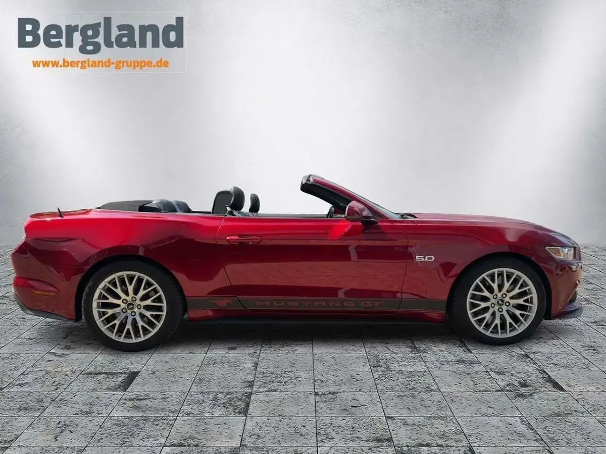 Gebraucht Ford Mustang GT Convertible 421 PS (309 kW) 2017 Lucidrot metallic rot Cabrio
