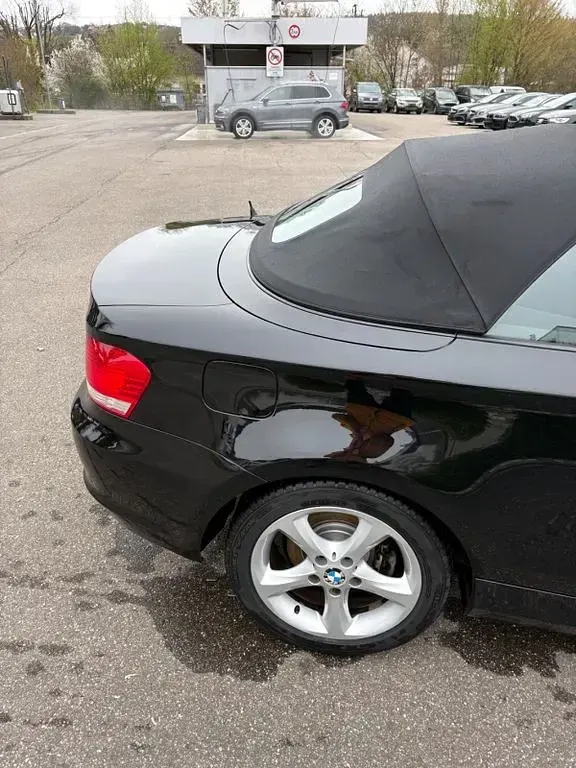 Gebraucht BMW 118 Cabriolet 143 PS (105 kW) 2008 Schwarz Cabrio