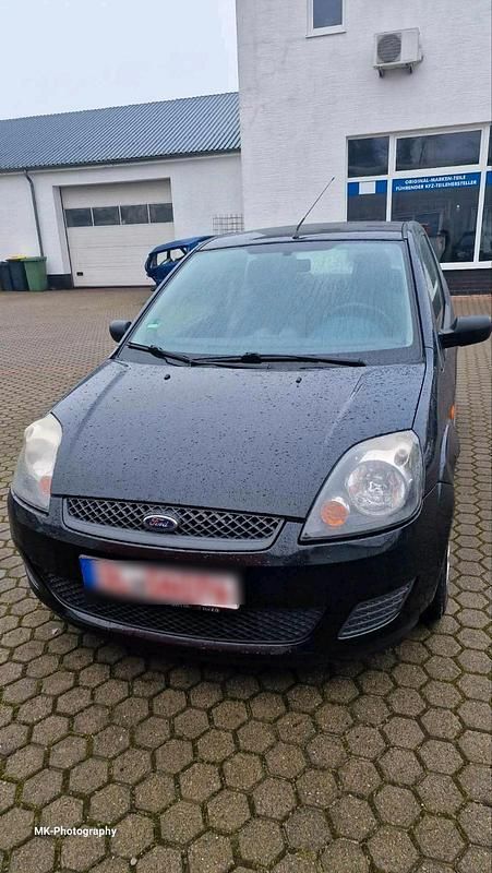 Schwarz Gebraucht 2007 Ford Fiesta Kleinwagen | 500 € (Guter Preis) - Bild 1/4