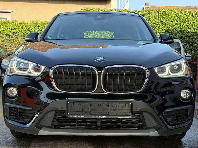 Gebraucht BMW X1 Sport Line 150 PS (110 kW) 2018 Schwarz SUV