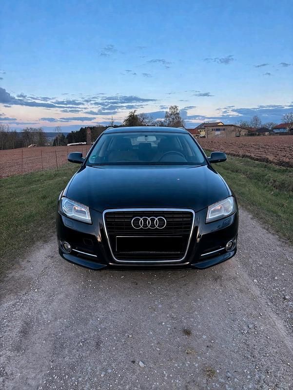 Usata Audi A3 140 CV (102 kW) 2012 Nero Utilitaria
